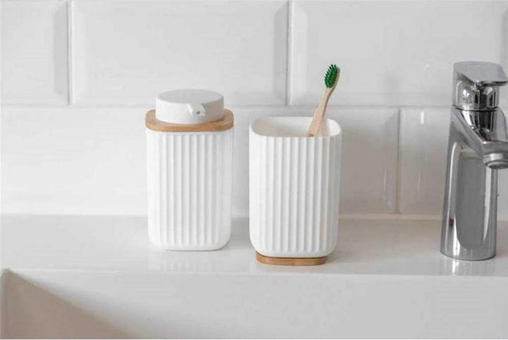Actual product image Wenko Rotello