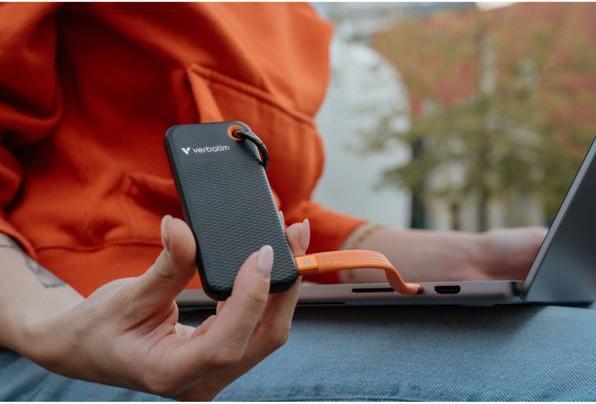 Actual product image Verbatim Pocket SSD (1000 GB)