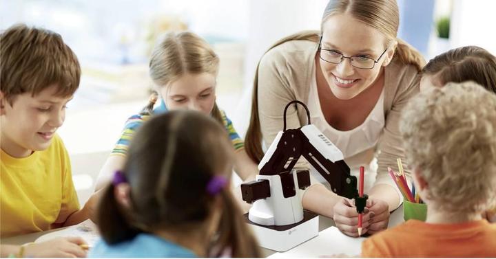 Image du produit Dobot Bras robotisé en kit Magican Plus Prêt à l'emploi DT-MG-4R005-02E+.