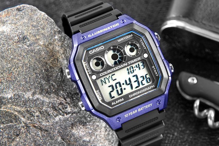 Produktbild Casio Collection (Digitaluhr, Chronograph)