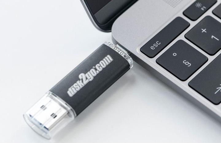 Produktbild Disk2go Switch 2-Pack (64 GB, USB-A, USB-C)