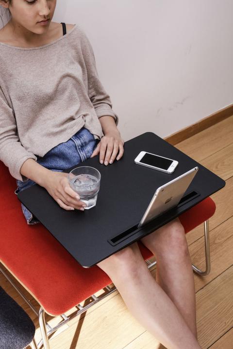 Actual product image Kikkerland iBed