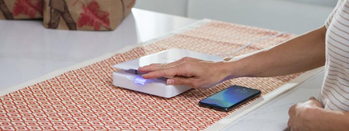 Produktbild InvisibleShield UV Smartphone Cleaning System