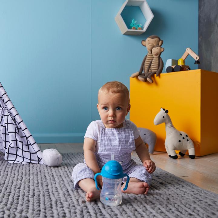 Actual product image B.Box Innovative Bottle with Straw Cobalt New 240 ml 6 months+ (240 ml)
