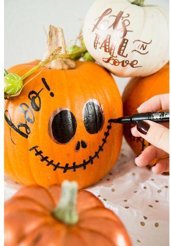 Produktbild Sakura Lackmarker Pen-Touch 0.7 mm, extrafein, Kupfer (Kupfer, Schwarz, 0.70 mm, 1 x)