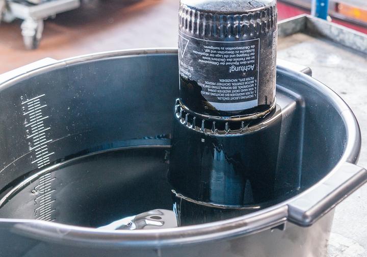 Actual product image HAZET Multifunctional drain pan 197N-1