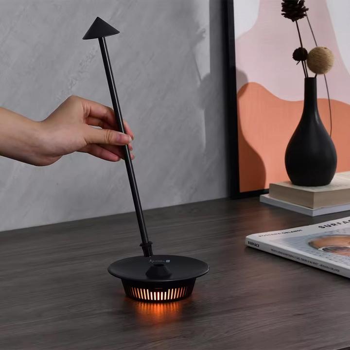 Produktbild Techly Kabellose LED-Lampe mit RGB-Sockel Touch Dimmbar (130 lm)