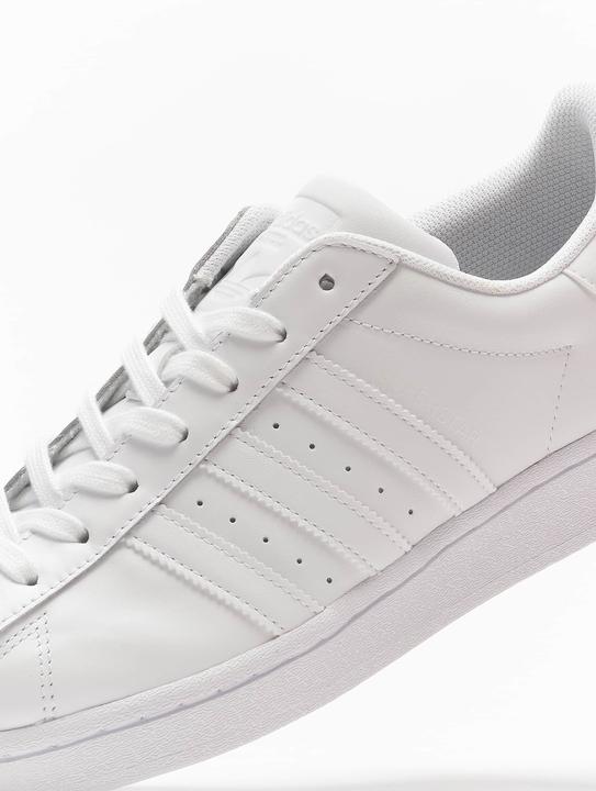 Image du produit adidas Superstar (43 1/3)