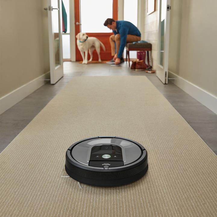 Actual product image iRobot Roomba 975