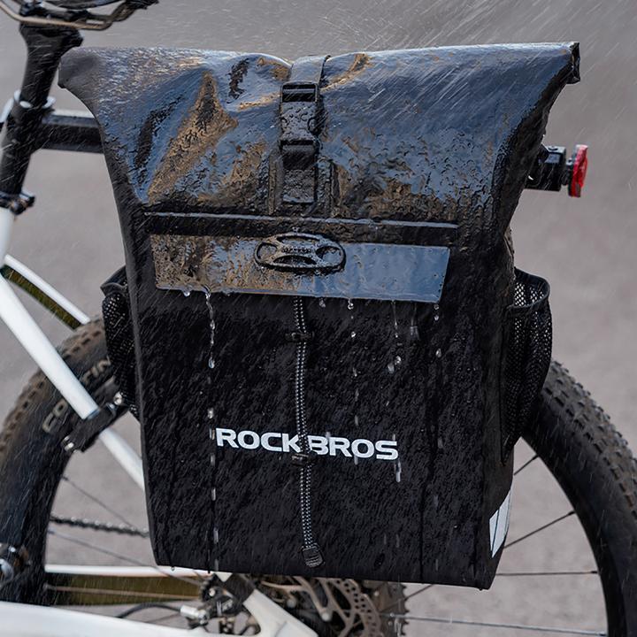 Immagine prodotto Rockbros Bike Bag with Backpack Function, Waterproof, with Helmet Attachment 18l - Black (18 l, Borsa portapacchi)