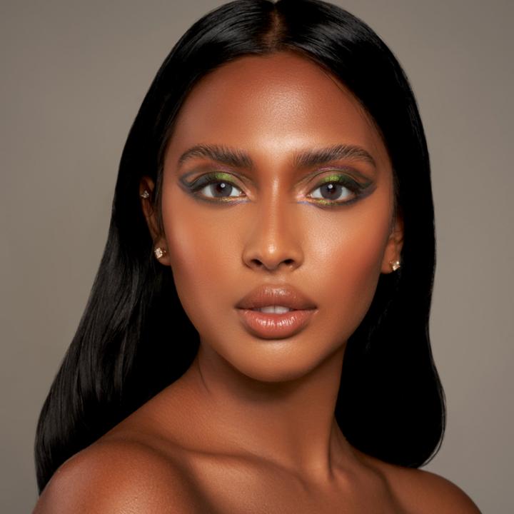 Actual product image Danessa Myricks Infinite Chrome - Micropencil Emerald (Emerald)