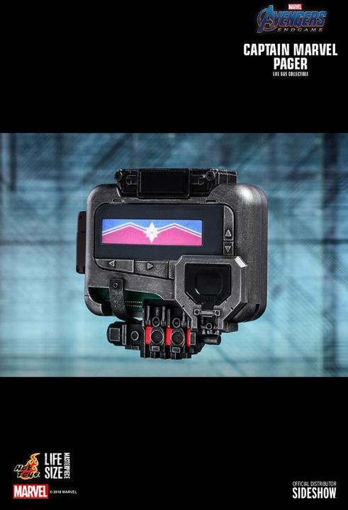 Image du produit Hot Toys Captain Marvel "Captain Marvel Pager" 1:1 Scale Prop Replica