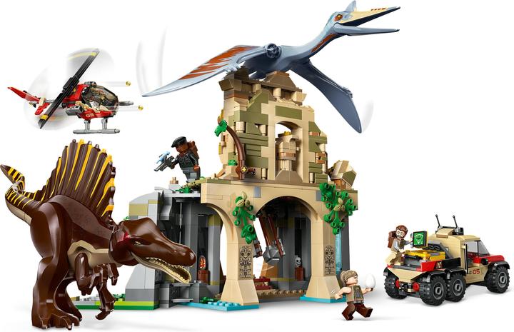 Actual product image LEGO Spinosaurier & Quetzalcoatlus: Hubschrauber-Einsatz (76976, LEGO DC)