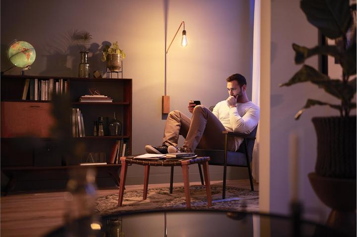 Image du produit Philips LED EyeComfort (E27, 4 W, 250 lm, 1 x, F)