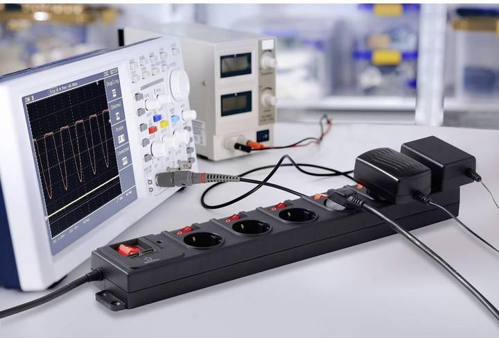 Produktbild Renkforce 615C-CMB-SUSB Steckdosenleiste mit Schalter Schwarz Schutzkontakt (6 x, CEE 7/3, 1.50 m)