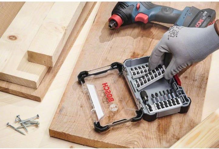 Produktbild Bosch Professional Zubehör Impact Control MultiConstruction und Schrauberbit-Set, 35-tlg. (Innensechsrund TX M20, Innensechsrund TX M30, Innensechsrund TX M15, Innensechsrund TX M25, Innensechsrund TX M40, Kreuz Phillips PH M1, Kreuz Phillips PH M2, Kreuz Pozidriv PZ M2, Kreuz Phillips PH M3, Kreuz Pozidriv PZ M3)