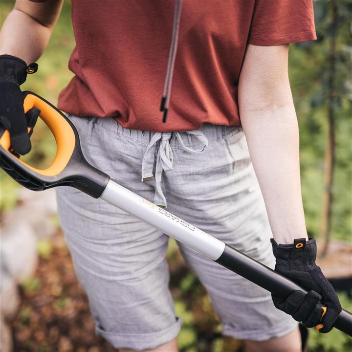 Actual product image Fiskars Xact spade