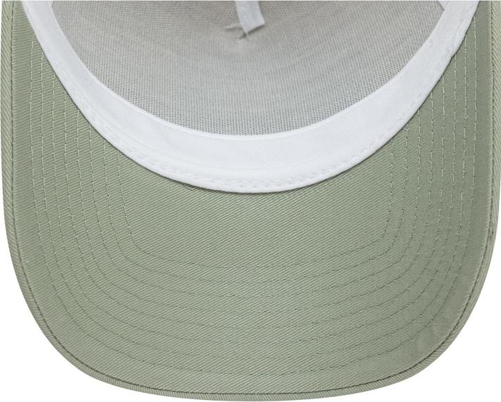 Produktbild New Era A-Frame Snapback Trucker Cap - Red Bull Racing beige
