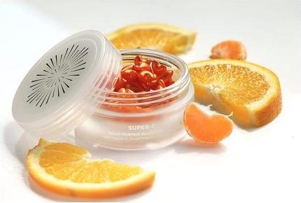 Produktbild Oskia Super C Smart Nutrient Beauty Capsules (60 ml)
