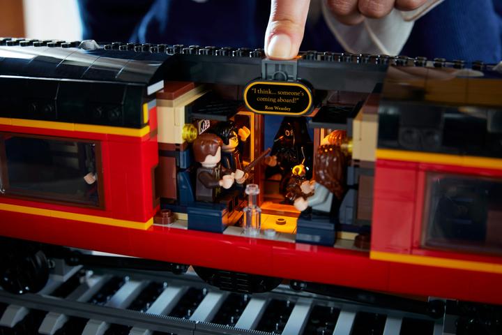 Actual product image LEGO Hogwarts Express – Sammleredition (76405, LEGO Harry Potter, LEGO Rare Sets)