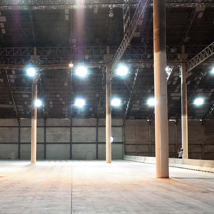 Immagine prodotto V-TAC VT-7811 - LED-HighBay 150 W 15300 lm 6500 K IP65 rotondo (15300 lm, IP65)