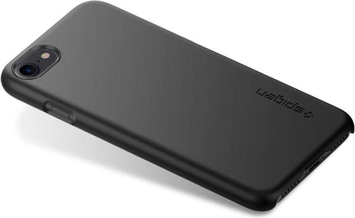 Image du produit Spigen ajustement fin