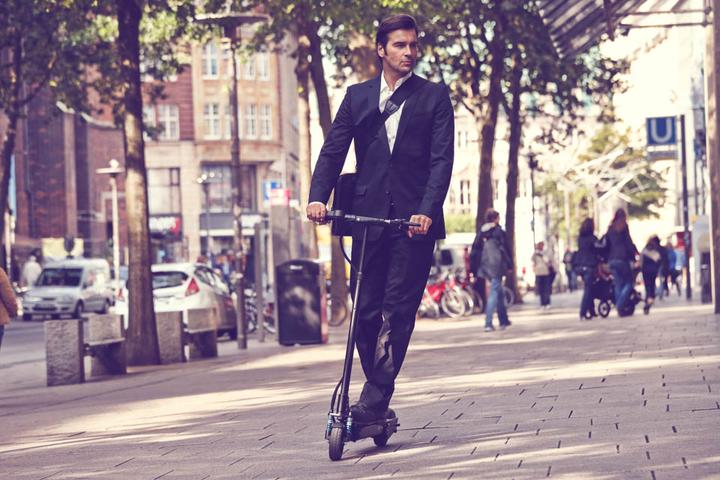 Actual product image Egret One S spring-loaded (35 km/h, 25 km, 250 W)