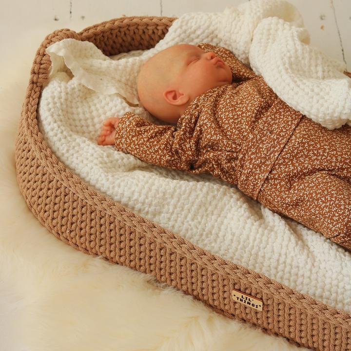 Image du produit Lil Things Panier à langer avec matelas (Unité de changement)