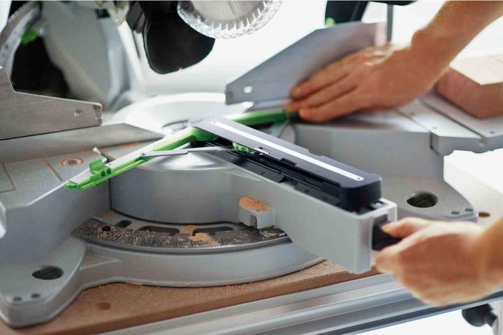 Produktbild Festool Kapp-Zugsäge KS 120 REB CH