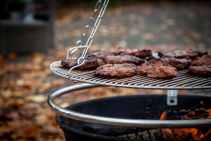 Produktbild Grillfürst Dreibein für Dutch Oven oder Schwenk Grillrost / höhenverstellbar, inkl. Kette und Haken