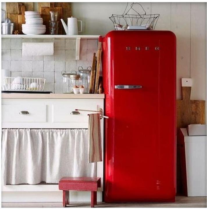 Actual product image Smeg Retro Style FAB28LRD5 (270 l)