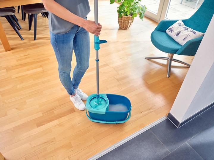 Actual product image Leifheit CLEAN TWIST Ergo Disc Mop Set (1 pcs.)