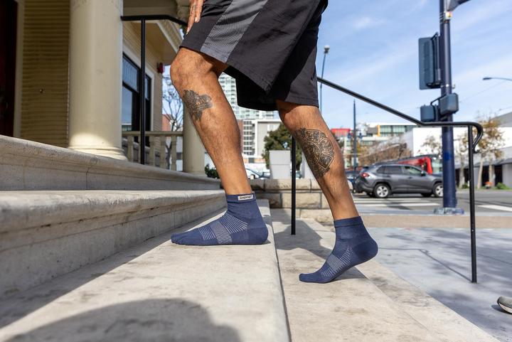 Actual product image Injinji Run Lightweight Mini-Crew (45, 46, 47)