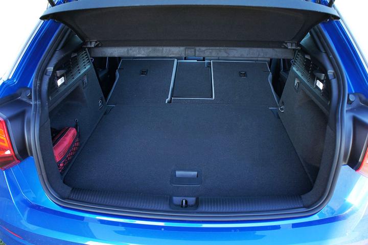 Produktbild Aristar Kofferraumwanne für Audi Q2 ab 2016 bis heute (auf Varioboden)
