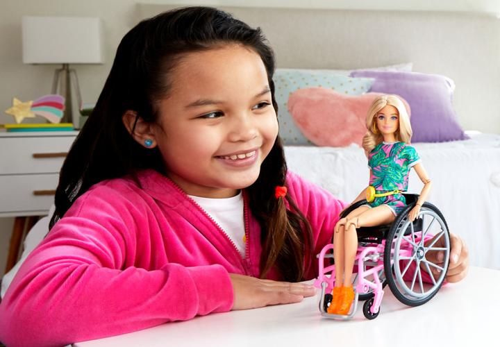 Actual product image Barbie Doll and Accessory #165