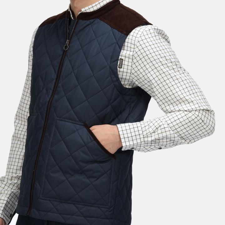 Actual product image Regatta Moreton waistcoat (S)