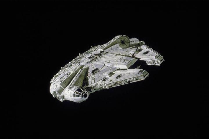 Produktbild Revell Millenium Falcon