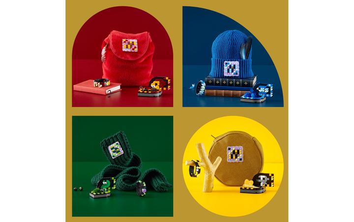 Produktbild LEGO Hogwarts Schreibtisch-Set (41811, LEGO Dots)