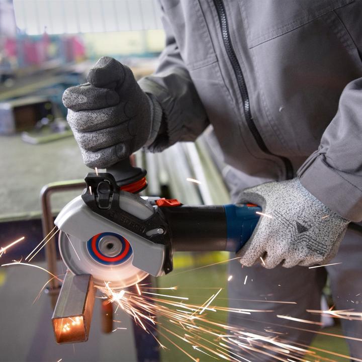Actual product image Bosch Professional GWS 17-125 SB 06017D0700 Angle grinder 125 mm 1700 W 230 (125 mm)