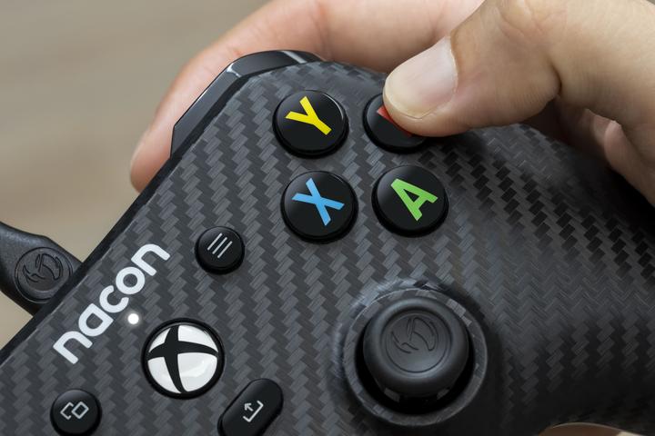 Produktbild Nacon Gaming EVOL-X Pro Controller (PC)