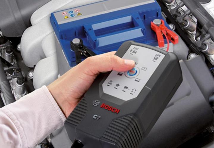 Immagine prodotto Bosch Automotive C7 (12V, 24V, 7 A)