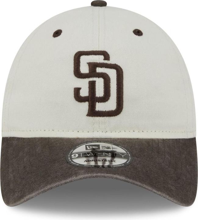 Actual product image New Era 9Twenty Casual Classics Cap - San Diego Padres Beige