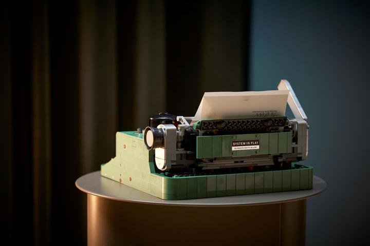 Image du produit LEGO Machine à écrire (21327, LEGO Ideas, LEGO difficiles à trouver)