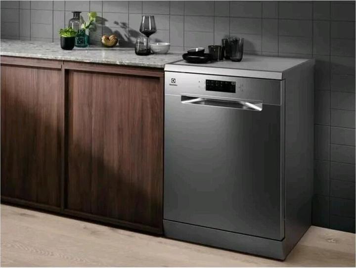 Immagine prodotto Electrolux ESA47200SX Libera installazione 13 coperti E