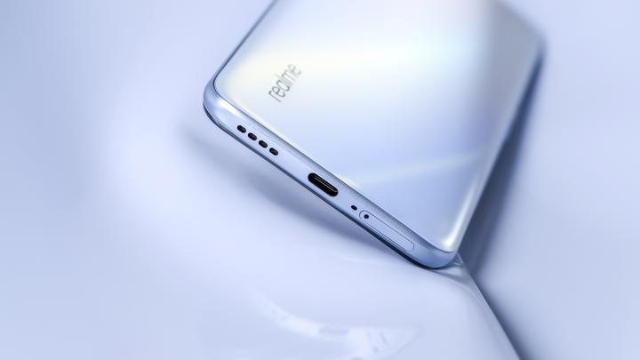 Produktbild realme X3 SuperZoom (256 GB, Arctic White, 6.57", Dual SIM, 64 Mpx, 4G)