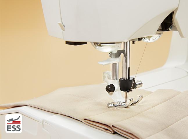 Actual product image Husqvarna VIKING Designer Topaz 40