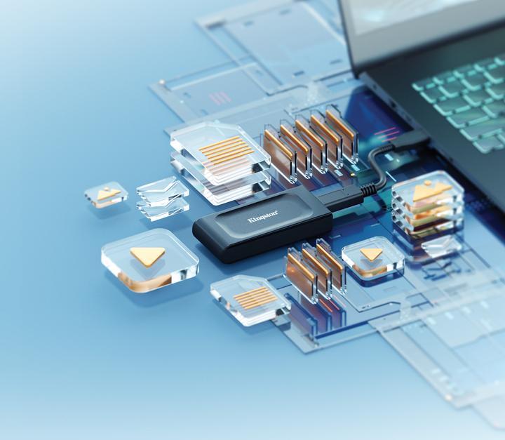 Actual product image Kingston XS1000 (2000 GB)