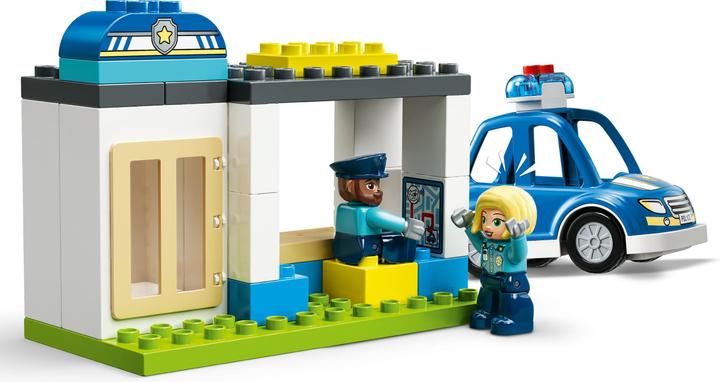 Produktbild LEGO Polizeistation mit Hubschrauber (10959)