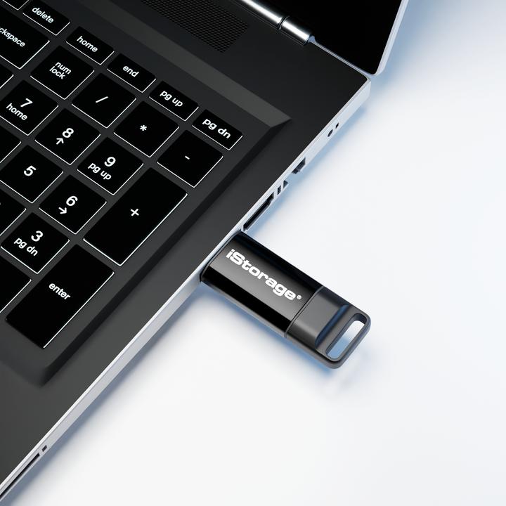 Image du produit iStorage datAshur BT - Clé USB à mémoire flash (biométrique) (16 Go, USB-A)