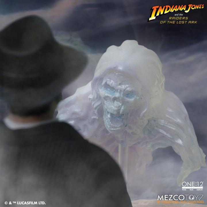 Image du produit Mezco Toys Indiana Jones figurine 1/12 Major Toht and Ark of the Covenant Deluxe Boxed Set 16 cm